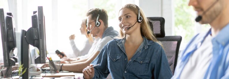 _HTQ324_XSegment_CustomerExperience_Automation_Hero